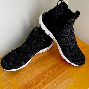 Skechers Women’s Size 11 EUC